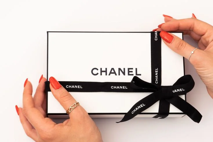 Box packaging parfum chanel