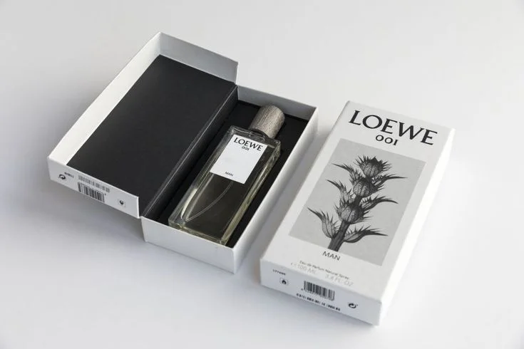 Box packaging parfum modern