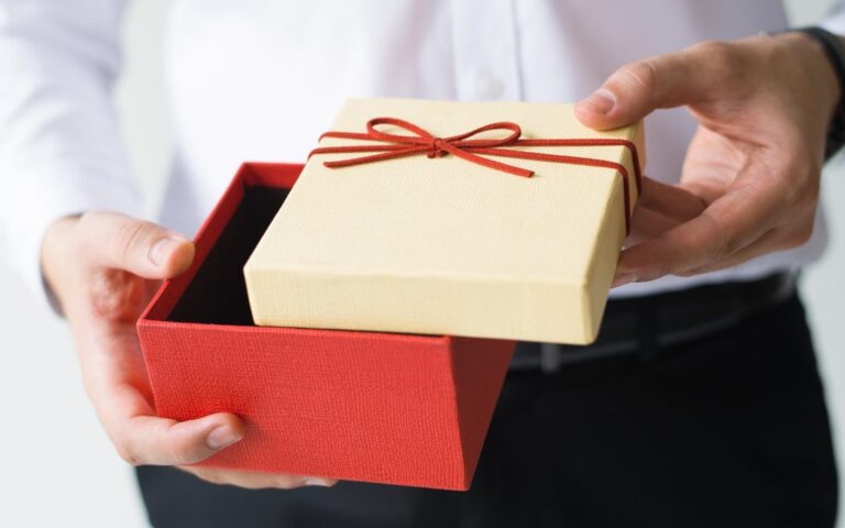 harga custom rigid box premium