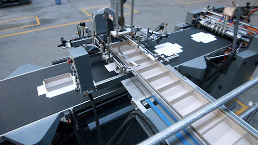 proses pembuatan custom softbox Hiluxury Box